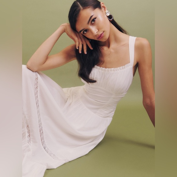 Reformation Dresses & Skirts - Reformation Ivory Maxi Dress